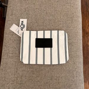 Aloha small Charter Black/White